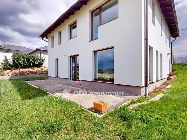 Eladó ház Egerszalók 207 nm