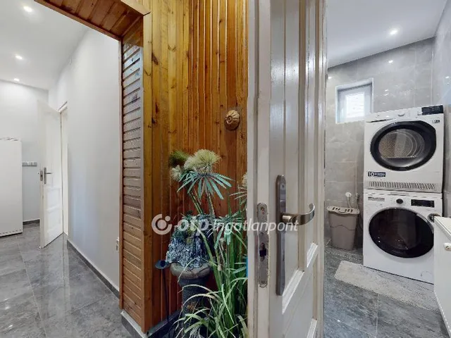 Eladó ház Encs 242 nm