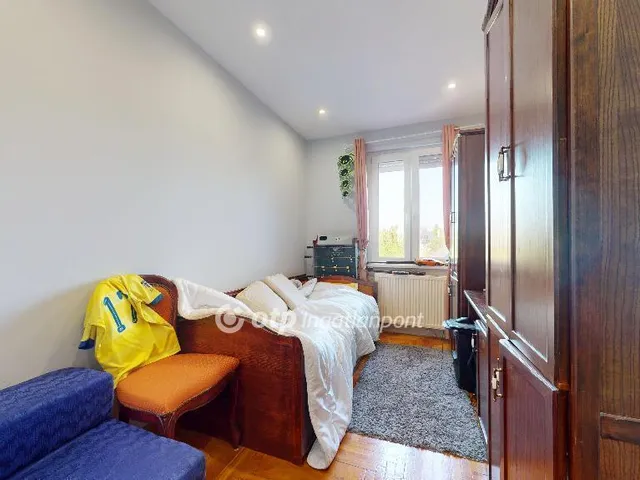 Eladó ház Encs 242 nm