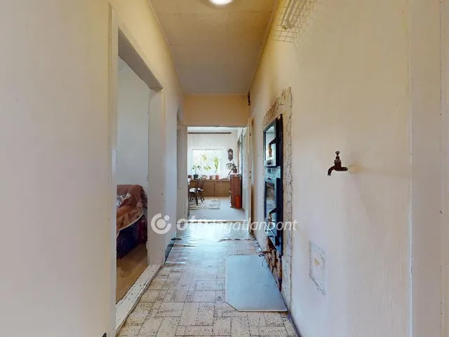 Eladó ház Mezőkeresztes 82 nm