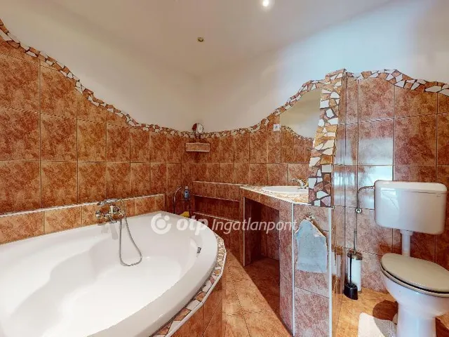 Eladó ház Miskolc 338 nm