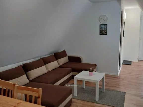 Eladó kereskedelmi és ipari ingatlan Eger 202 nm