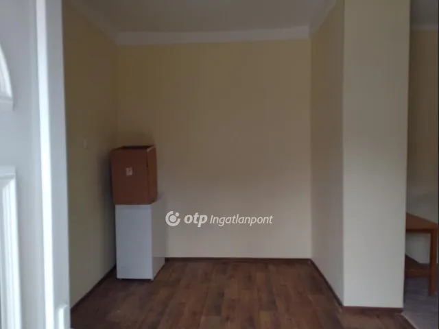 Eladó ház Szentistván 65 nm
