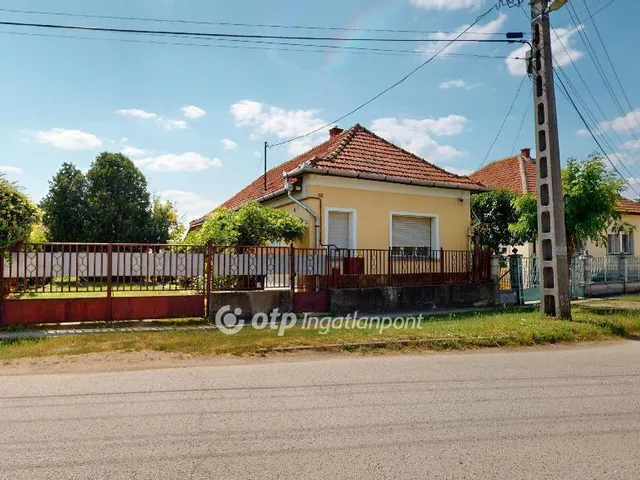 Eladó ház Mezőkövesd 72 nm