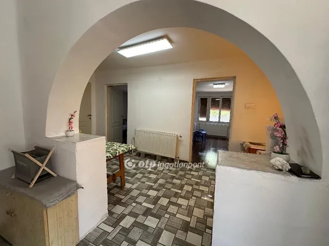 Eladó ház Mezőcsát 82 nm