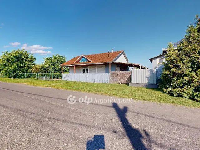 Eladó ház Tiszaújváros 92 nm