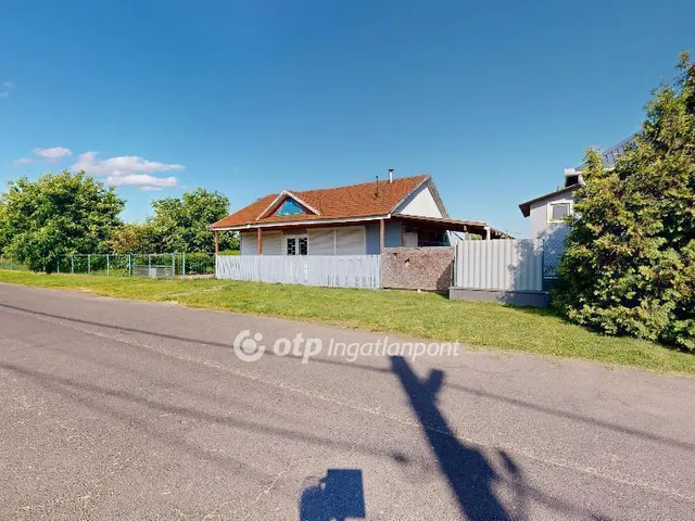 Eladó ház Tiszaújváros 92 nm