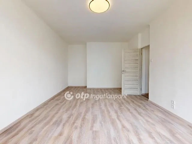 Eladó lakás Kazincbarcika 42 nm