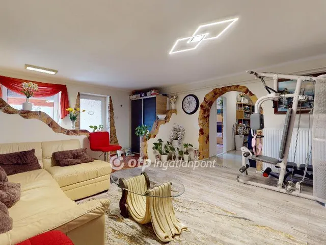 Eladó ház Mezőkövesd 123 nm