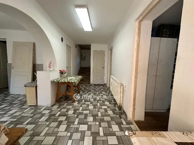 Eladó ház Mezőcsát 82 nm