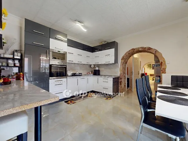 Eladó ház Mezőkövesd 123 nm