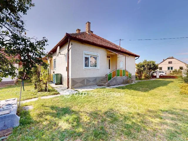 Eladó ház Hejőbába 90 nm