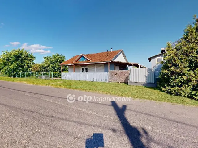 Eladó ház Tiszaújváros 92 nm