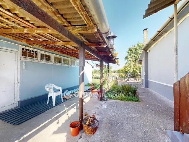 Eladó ház Tiszaújváros 92 nm