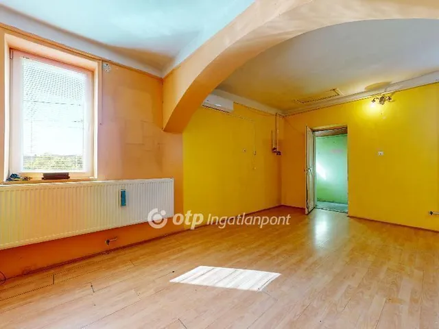 Eladó ház Tiszaújváros 92 nm