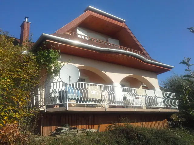 Eladó ház Bükkzsérc 243 nm