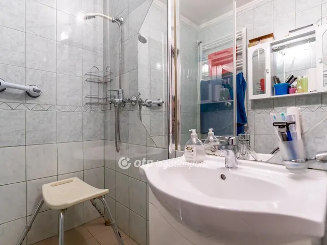 Eladó lakás Kazincbarcika 114 nm