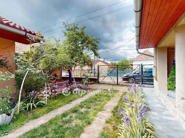 Eladó ház Mezőkövesd 123 nm