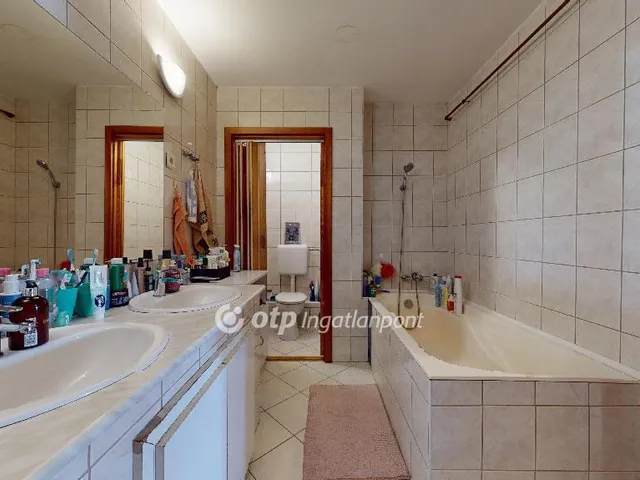 Eladó lakás Miskolc, Győri kapu 89 nm