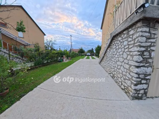 Eladó lakás Mezőkövesd 63 nm