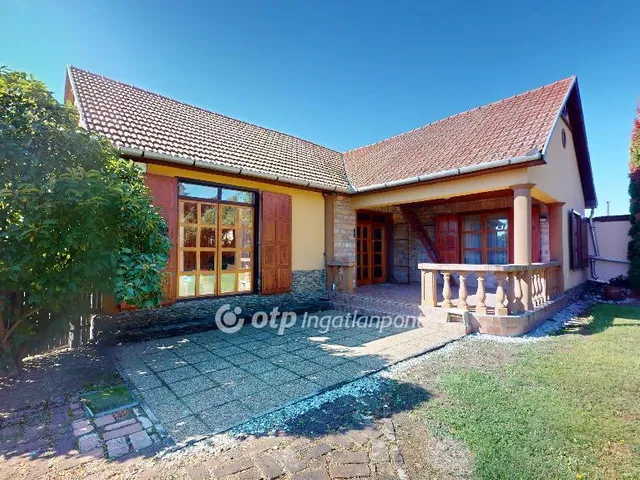 Eladó ház Szuhakálló 140 nm