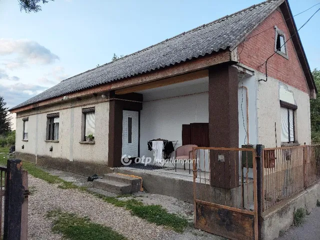 Eladó ház Encs 95 nm