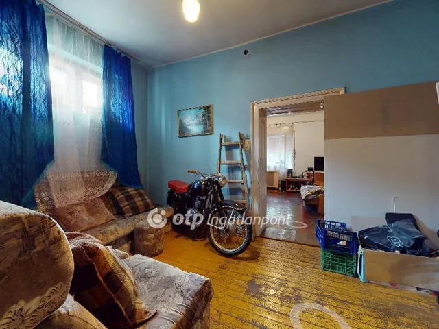 Eladó ház Mezőkeresztes 98 nm