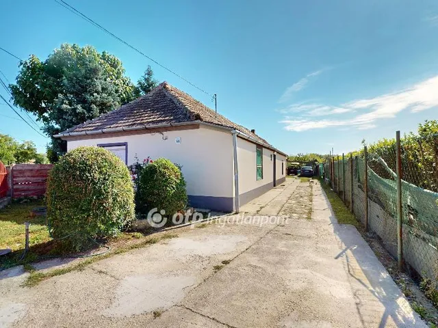 Eladó ház Ináncs 107 nm