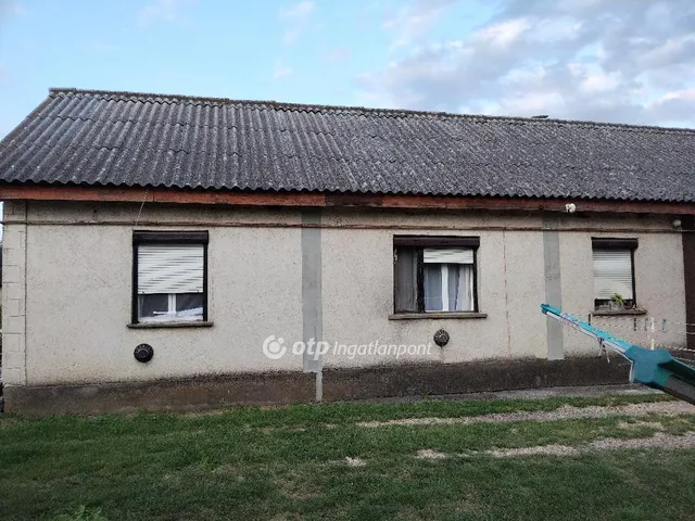 Eladó ház Encs 95 nm