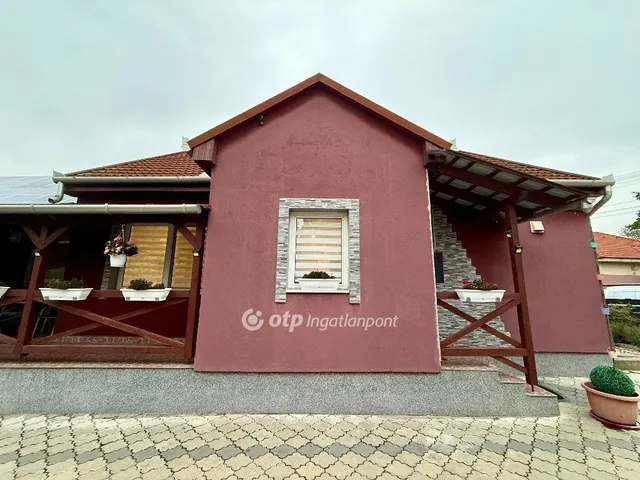 Eladó ház Sajószöged 140 nm