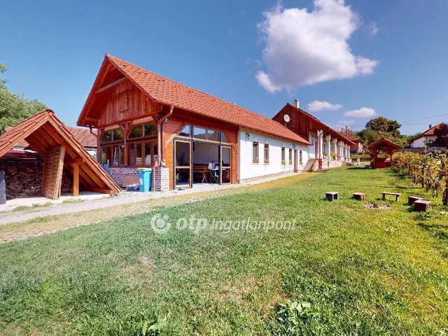 Eladó ház Bódvarákó 206 nm