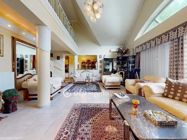 Eladó ház Halmaj 300 nm