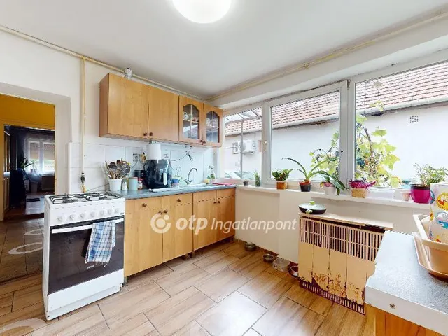 Eladó ház Mezőkeresztes 98 nm