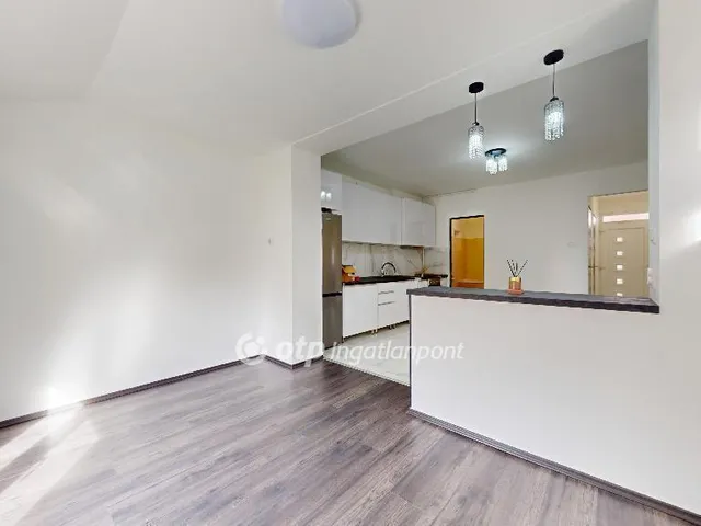 Eladó lakás Edelény 72 nm