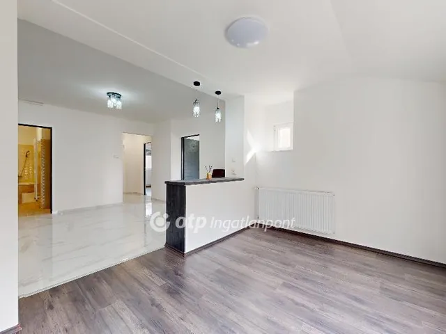 Eladó lakás Edelény 72 nm