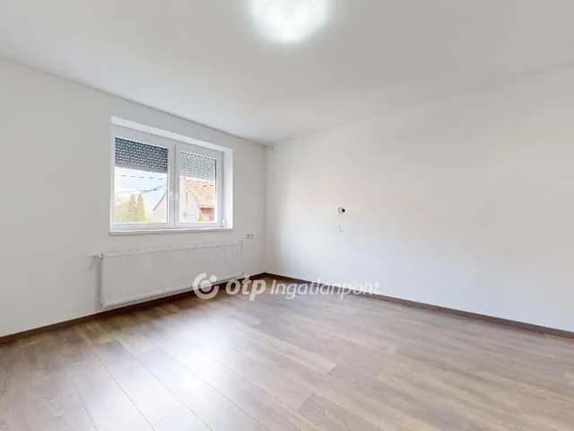 Eladó lakás Edelény 72 nm