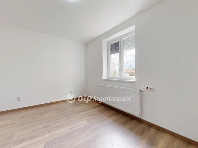 Eladó lakás Edelény 72 nm