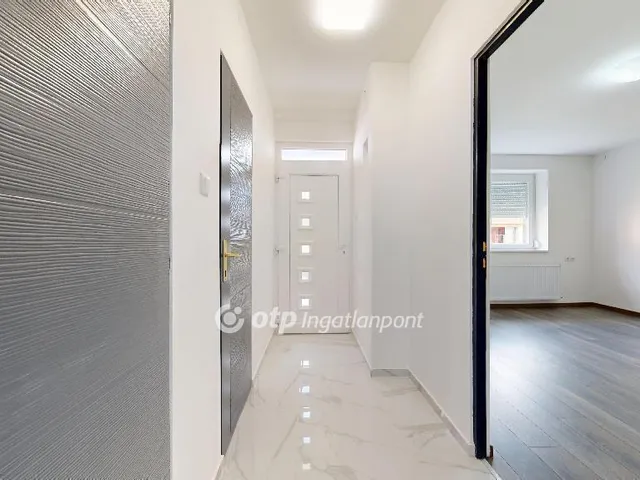 Eladó lakás Edelény 72 nm