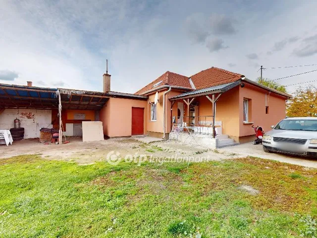 Eladó ház Halmaj 77 nm
