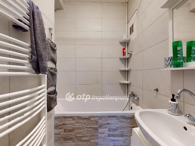 Eladó lakás Tiszaújváros 55 nm