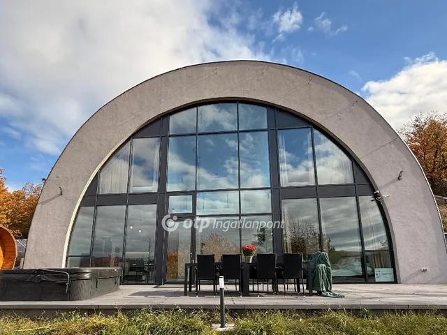 Eladó ház Vágáshuta 160 nm