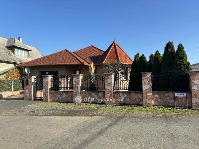 Eladó ház Abaújszántó 170 nm