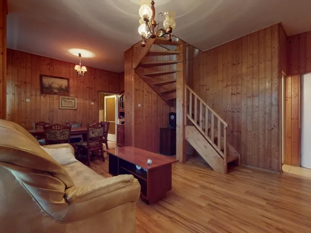 Eladó ház Tiszalúc 180 nm