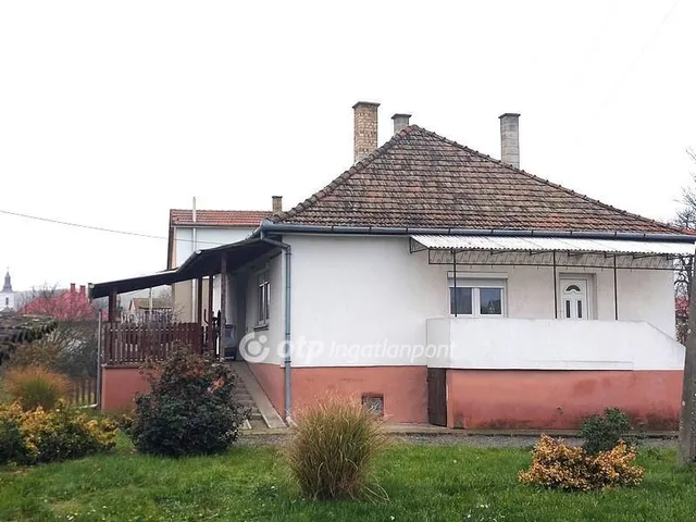 Eladó ház Tolcsva 98 nm