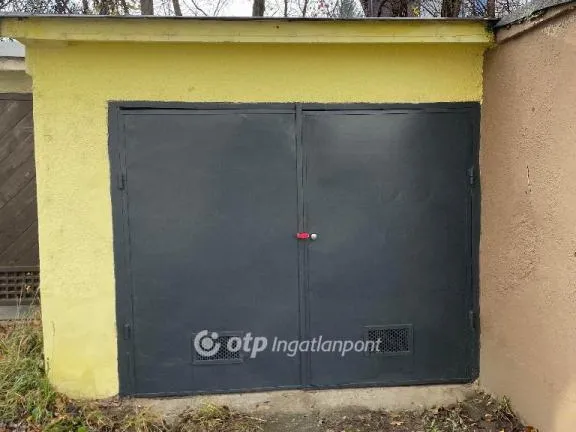 Eladó garázs Miskolc 22 nm