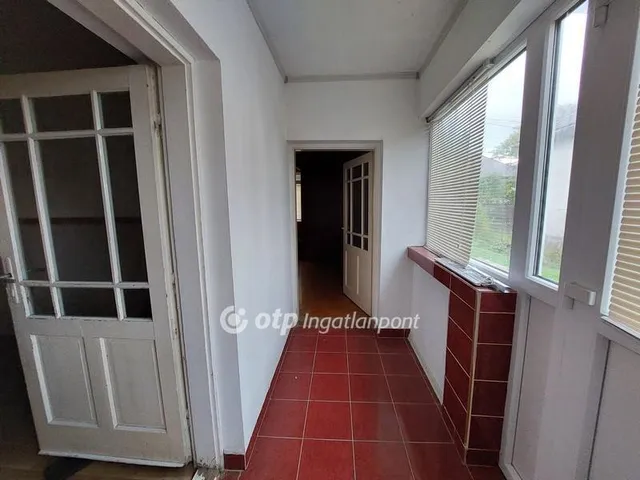 Eladó ház Tiszakarád 61 nm