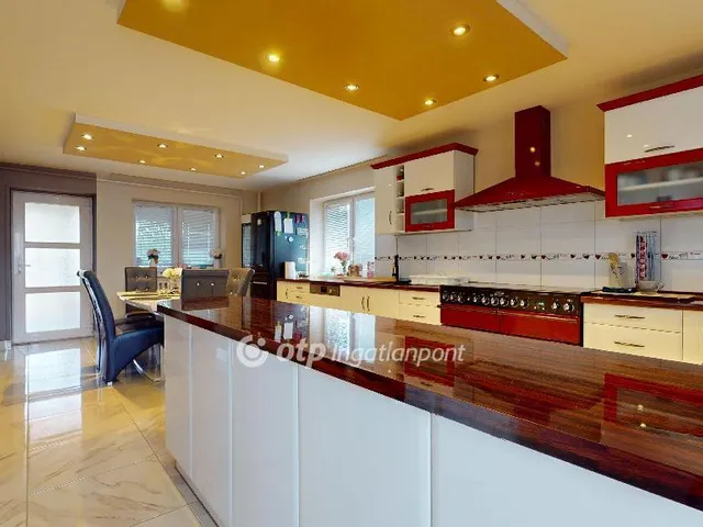 Eladó ház Alsóvadász 180 nm