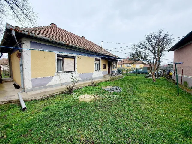 Eladó ház Hejőbába 73 nm