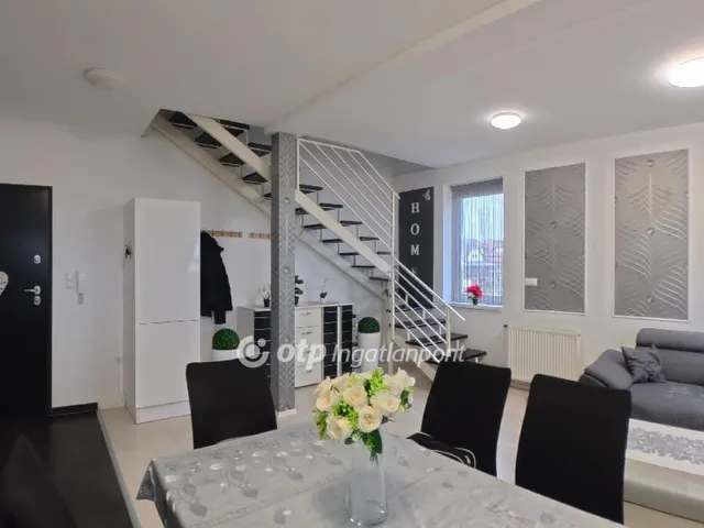 Eladó lakás Eger 77 nm