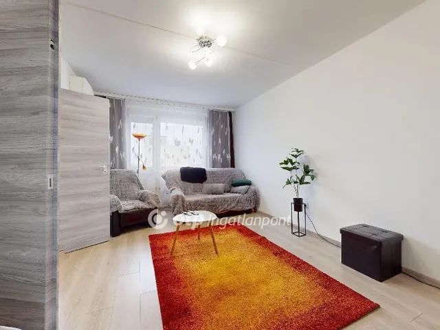 Eladó lakás Tiszaújváros 60 nm